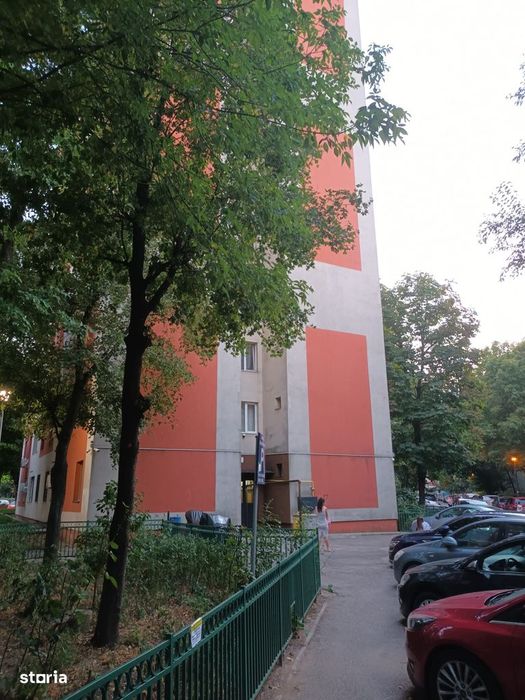 garsoniera colentina teiul doamnei bloc mixt