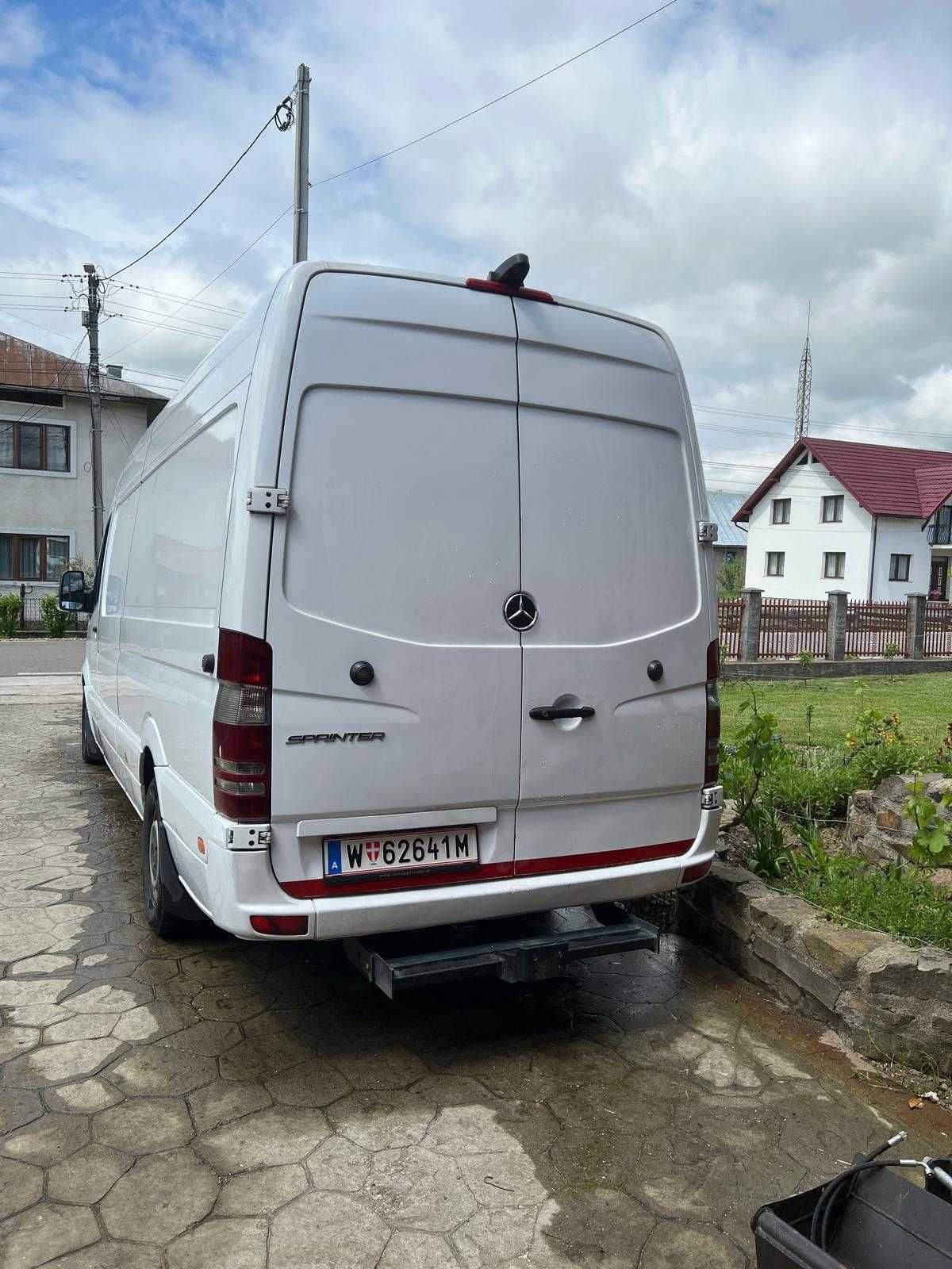 Mercedes Sprinter 2.2L.  2017