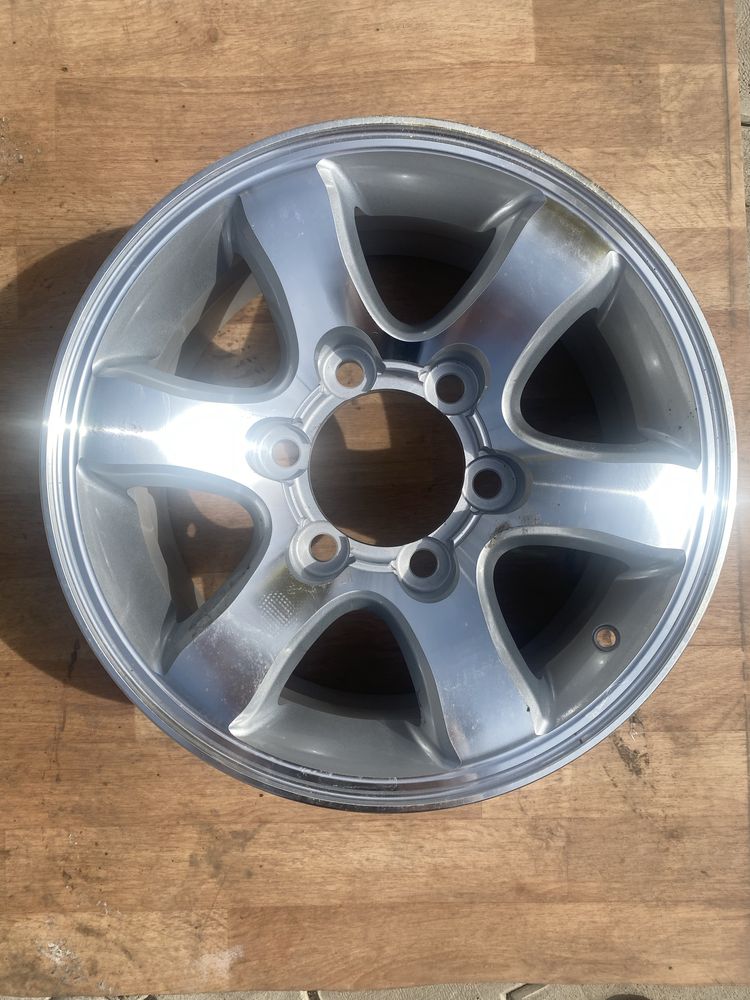 Диски R15 новые 4 шт