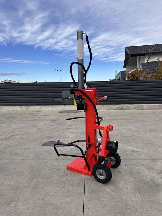 Despicator lemn 18 tone, spargator lemn, crapator tractor