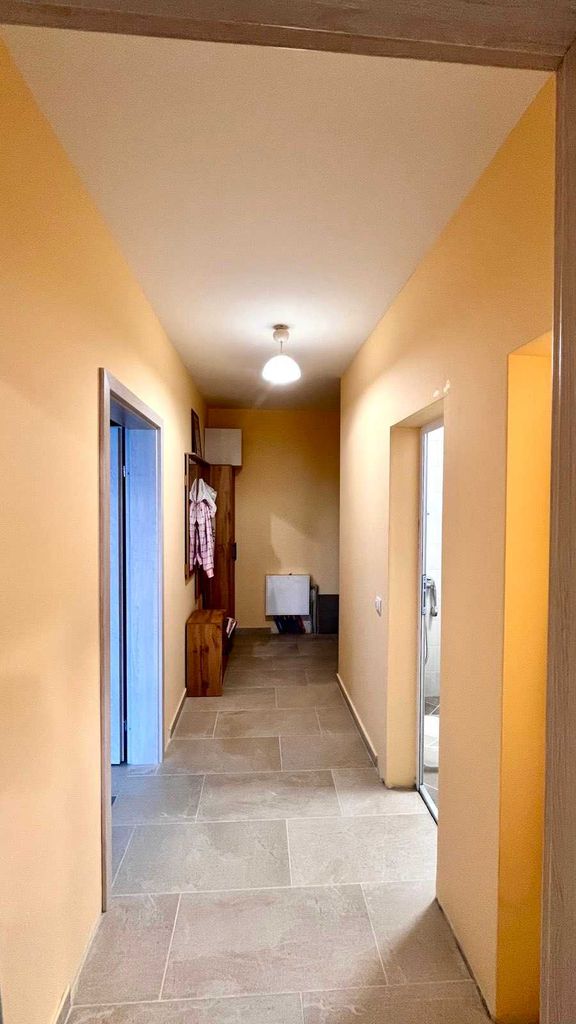 Дава се под наем Двустаен апартамент в София, Център - 60 кв.м за 500 € - Снимка #9