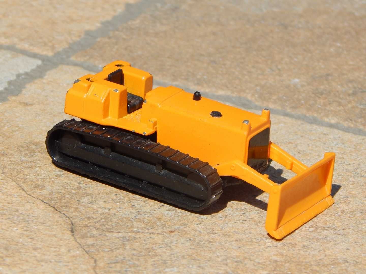 Macheta jucarie buldozer metalic Liebherr Siku sc 1:87 uzat