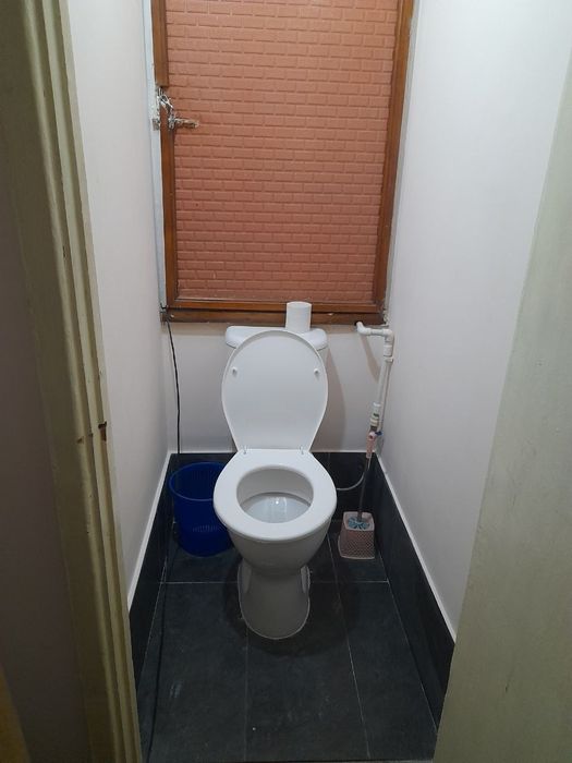 Mirzo Ulug'bek metroni oldida 1 xonali kvartira ijaraga beriladi