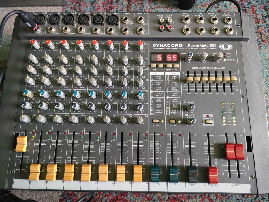 Mixer activ  Dynacord powermate 600-1 efecte ca 1000-3