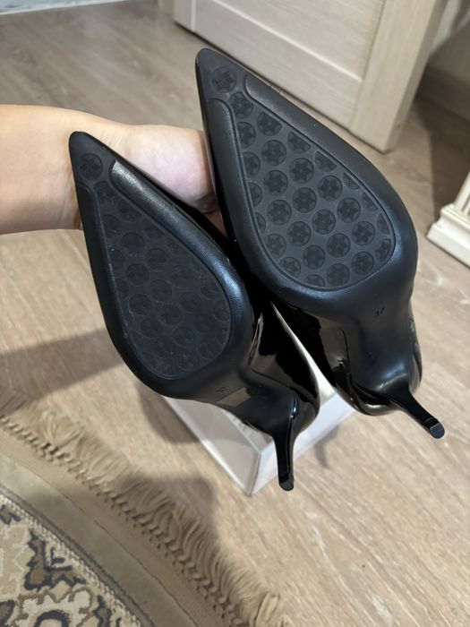 Лакированный туфли