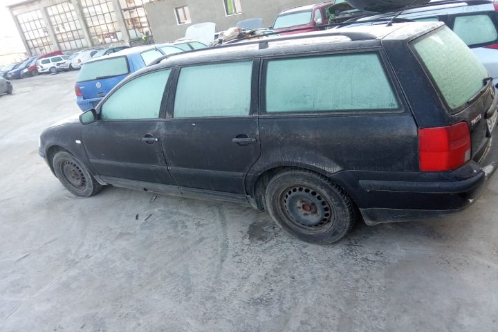 Usa / Portiera fata stanga Volkswagen VW Passat B5