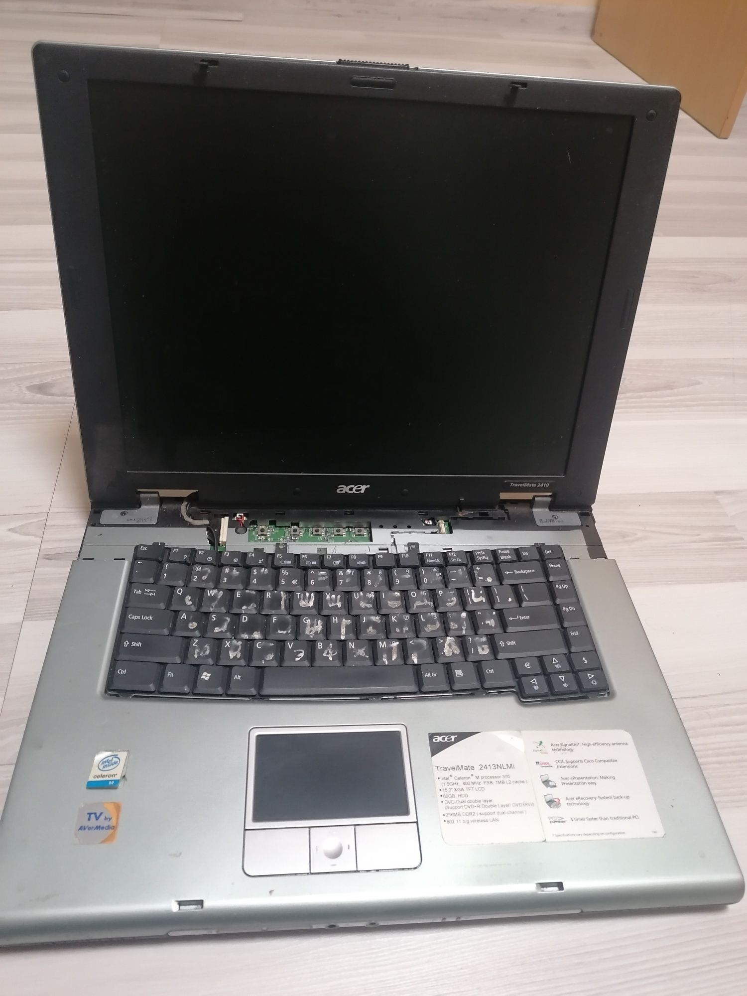 Prodvam laptop acer