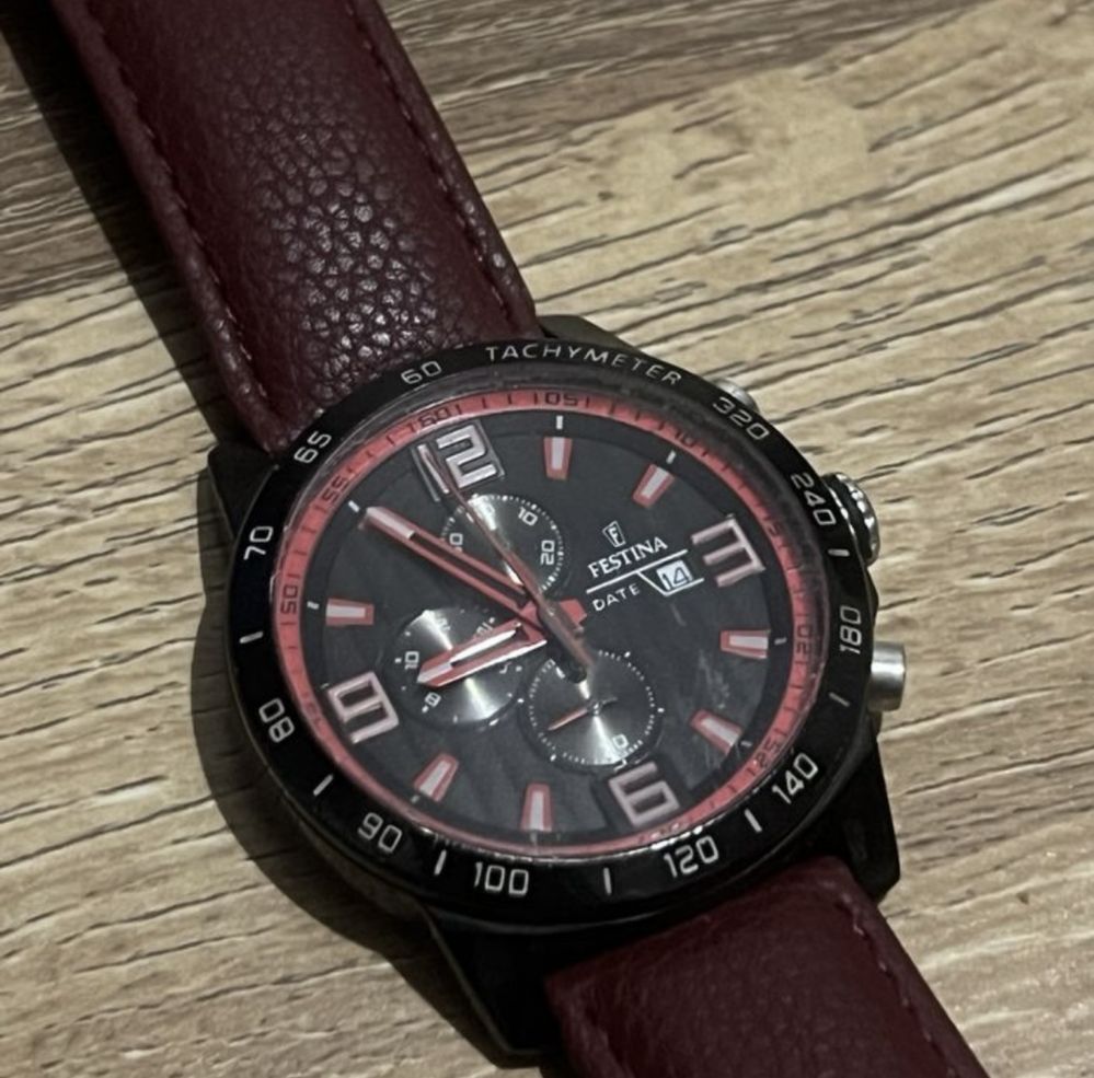Продам свои часы Festina