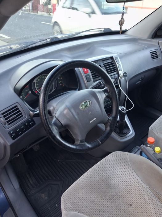 Vand Hyundai Tucson an 2005 motor 2.0