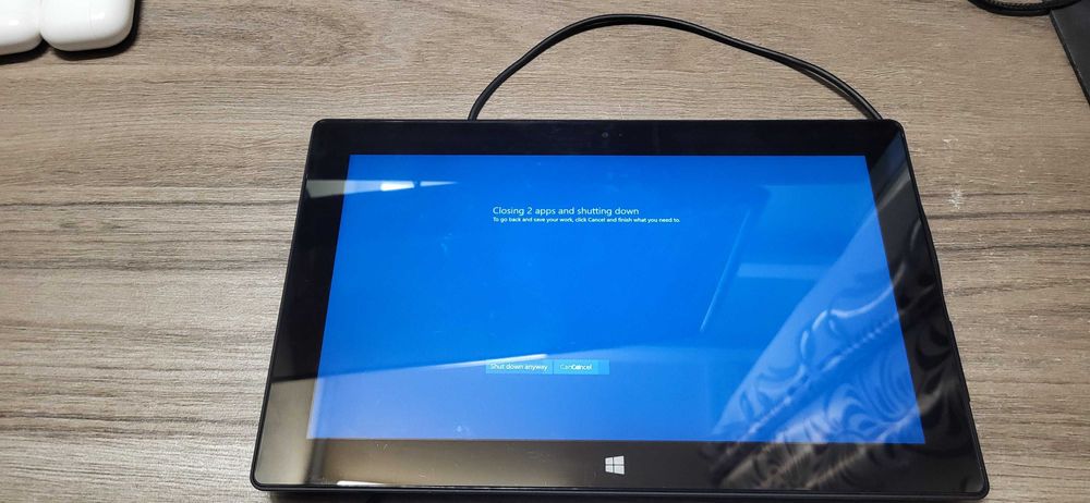 Microsoft Surface Tableta  1514 Intel Core i5-3317U 4GB RAM 128GB