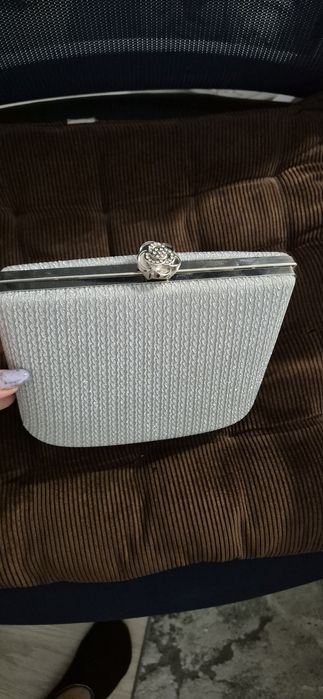 Plic argintiu de ocazie