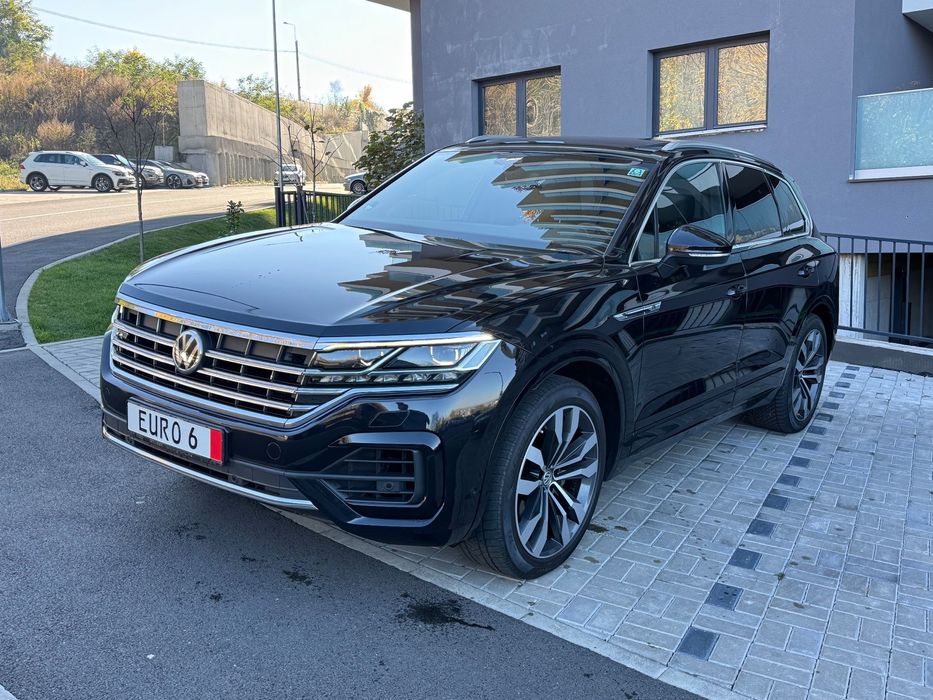 Volkswagen Touareg 2019 Rline 3.0 TDI 286 CP Euro 6 Led Navi Trapa Piele Camera Softclose