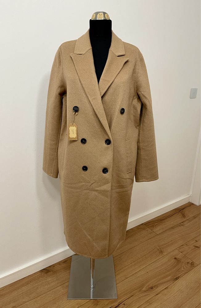 Paltan Zara, 50% lana, nou, fara eticheta - 300 lei