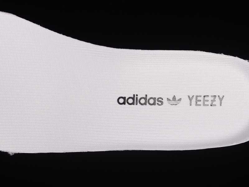 Yeezy 350 v2 "Zebra"