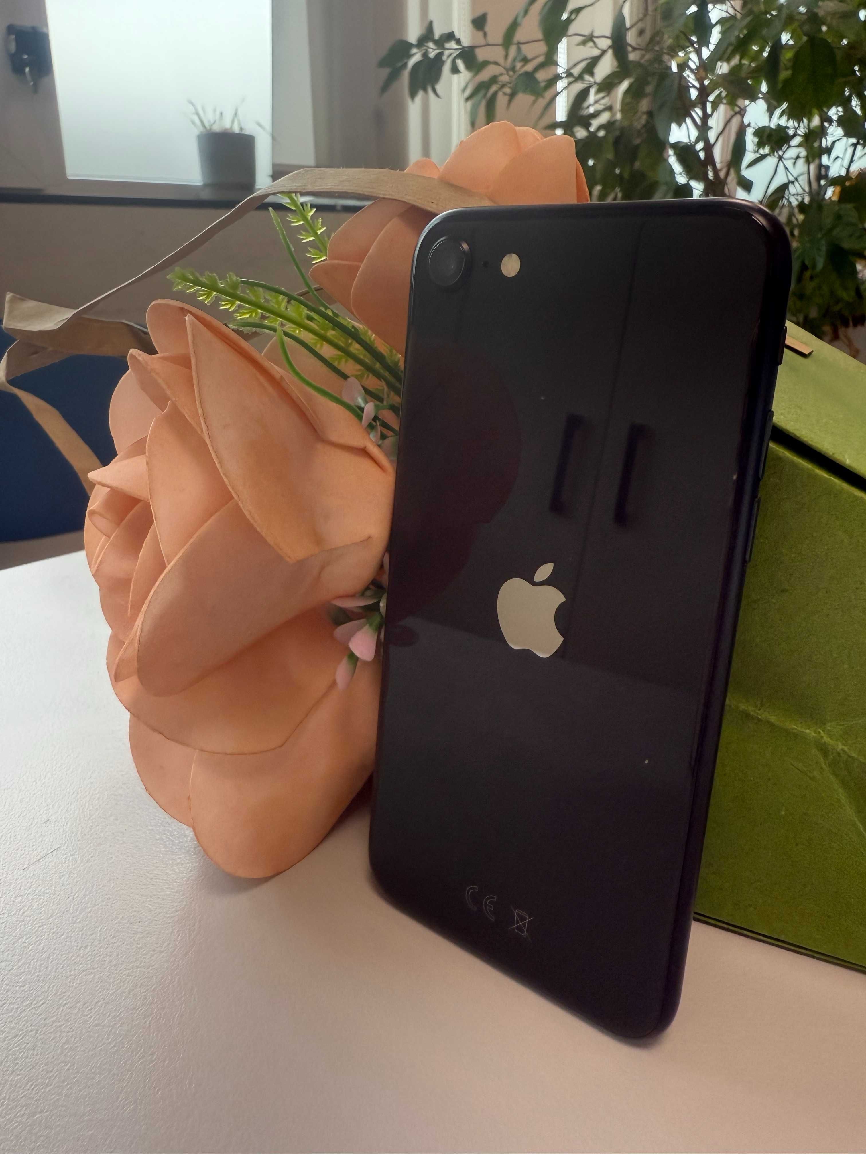Apple iPhone SE 2020, 64 Gb Black