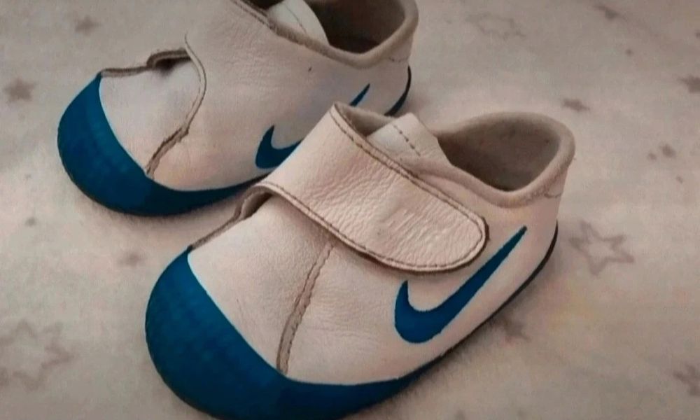 Adidasi Nike bebe