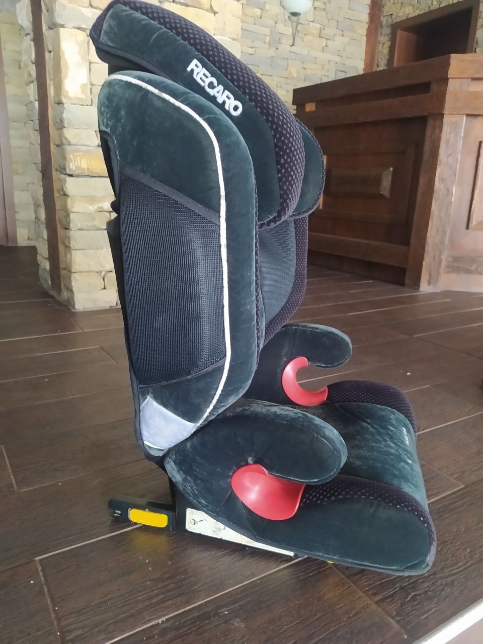 Детско столче за кола RECARO MONZA NOVA от 9 месеца до 12 години 9-36