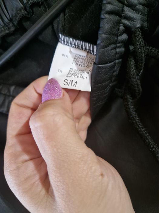 Pantaloni vătuiți pe interior