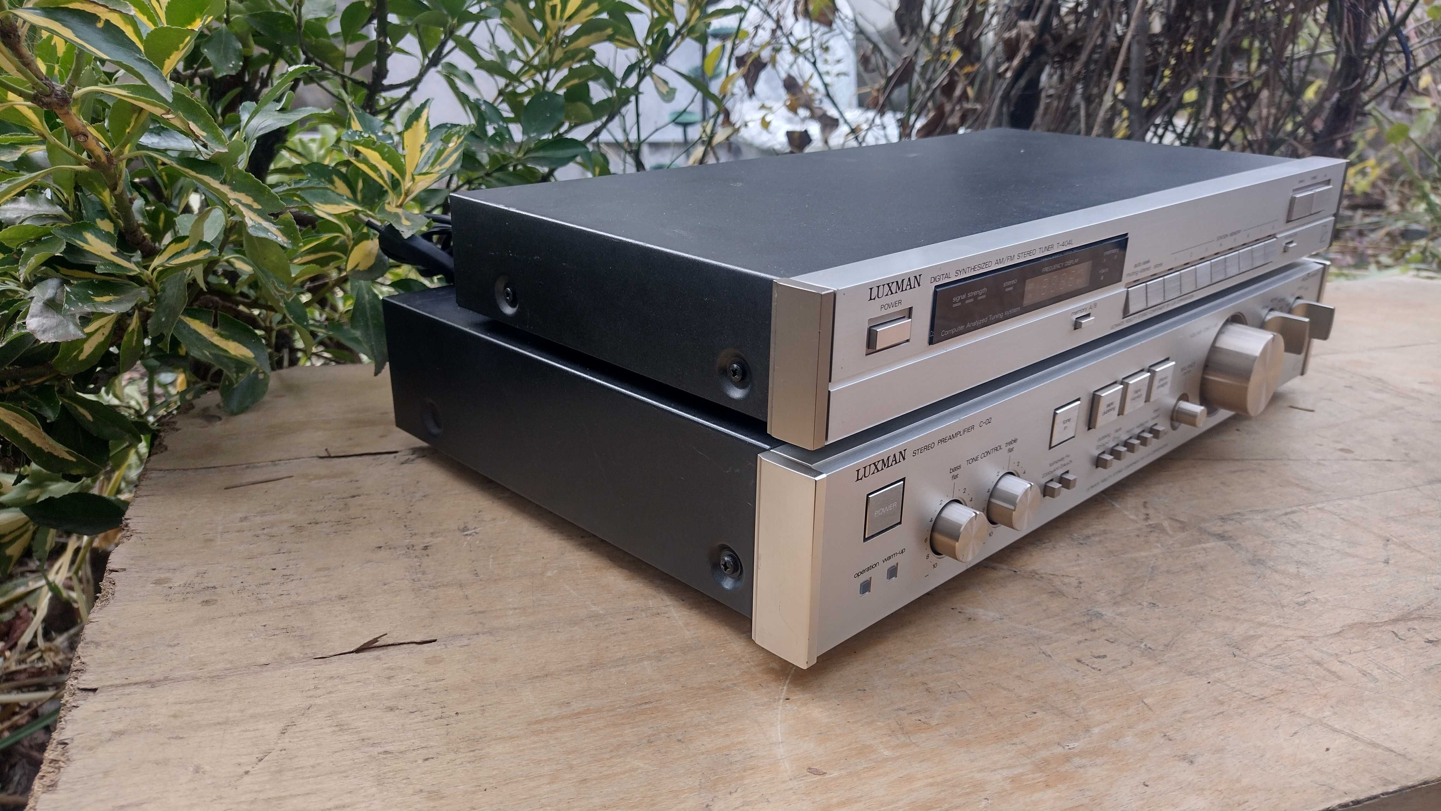 Luxman C-02 Pre-Amplifier и Luxman Tuner T-404L
