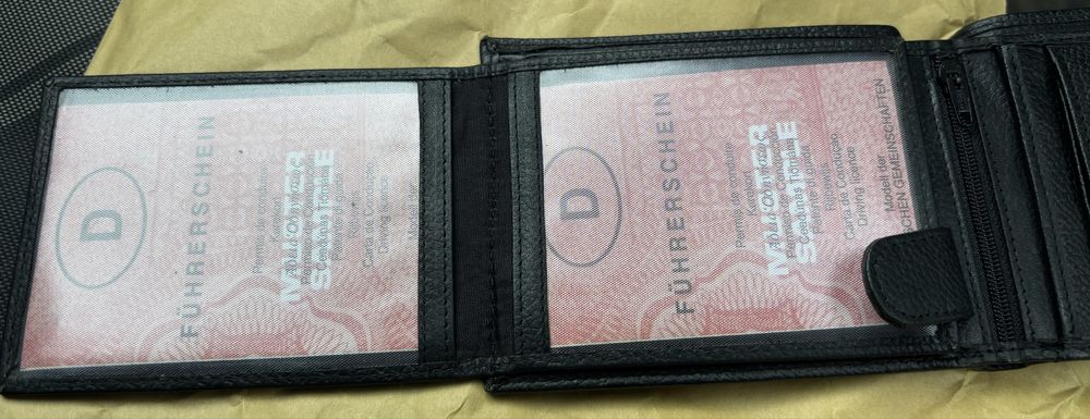 Черен Портфейл (НОВ)