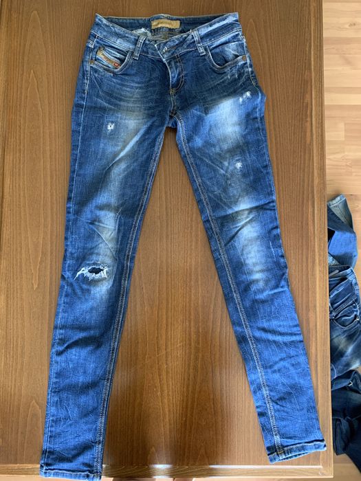 Дамски дънки