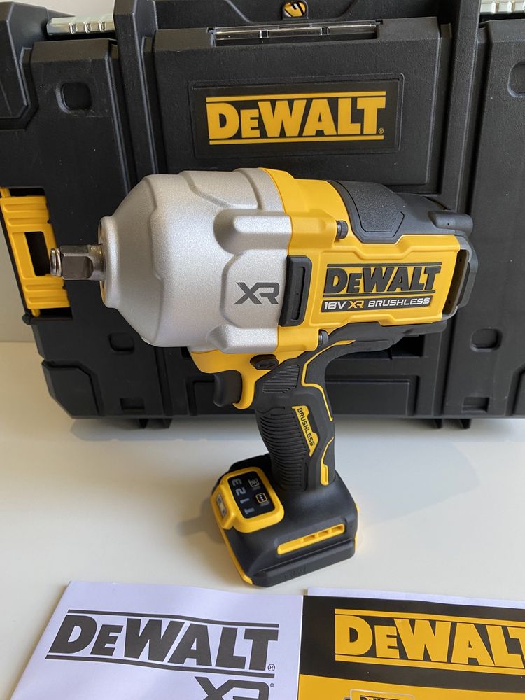 Куфар за инструменти с 2 чекмеджета DeWALT TSTAK  + Отворен Куфар