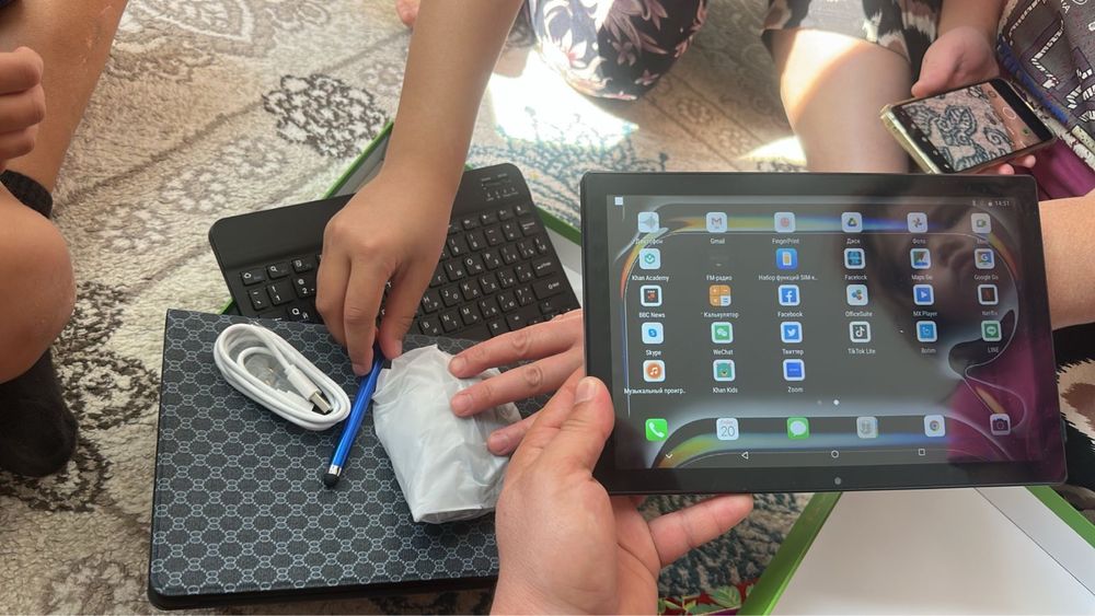 Smart tablet(планшет-ноутбук)