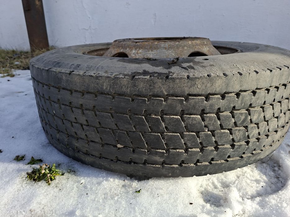 Продам диск шина  на фуру