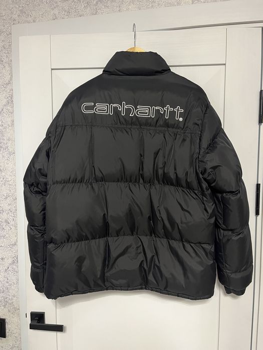 Продаю зимнюю куртку Carhartt