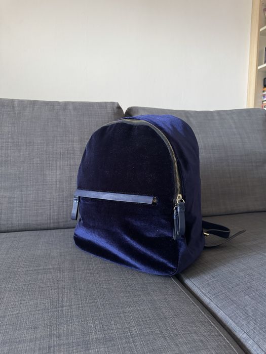 Ghiozdan de catifea Zara