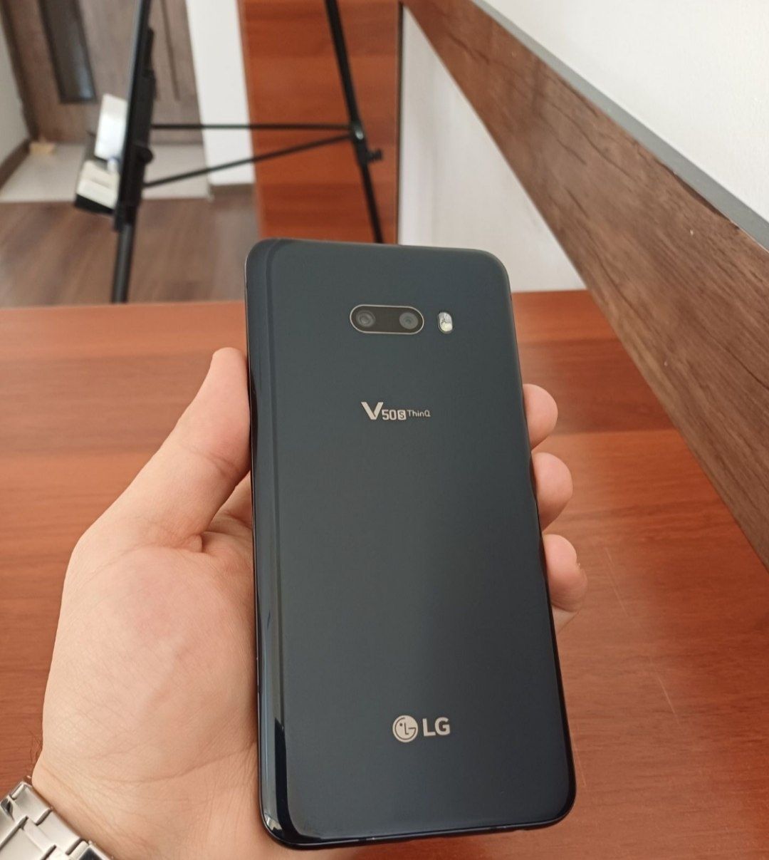 Lg v 50 s flagmn