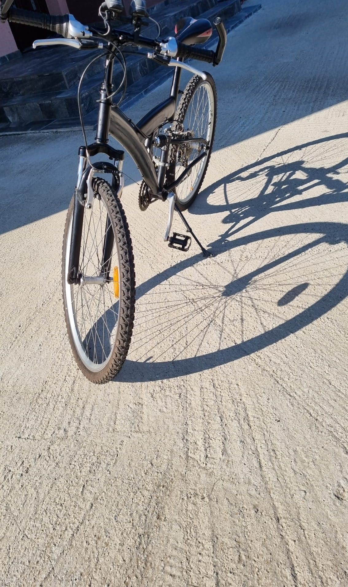 Vând bicicleta Mountain bike full suspension