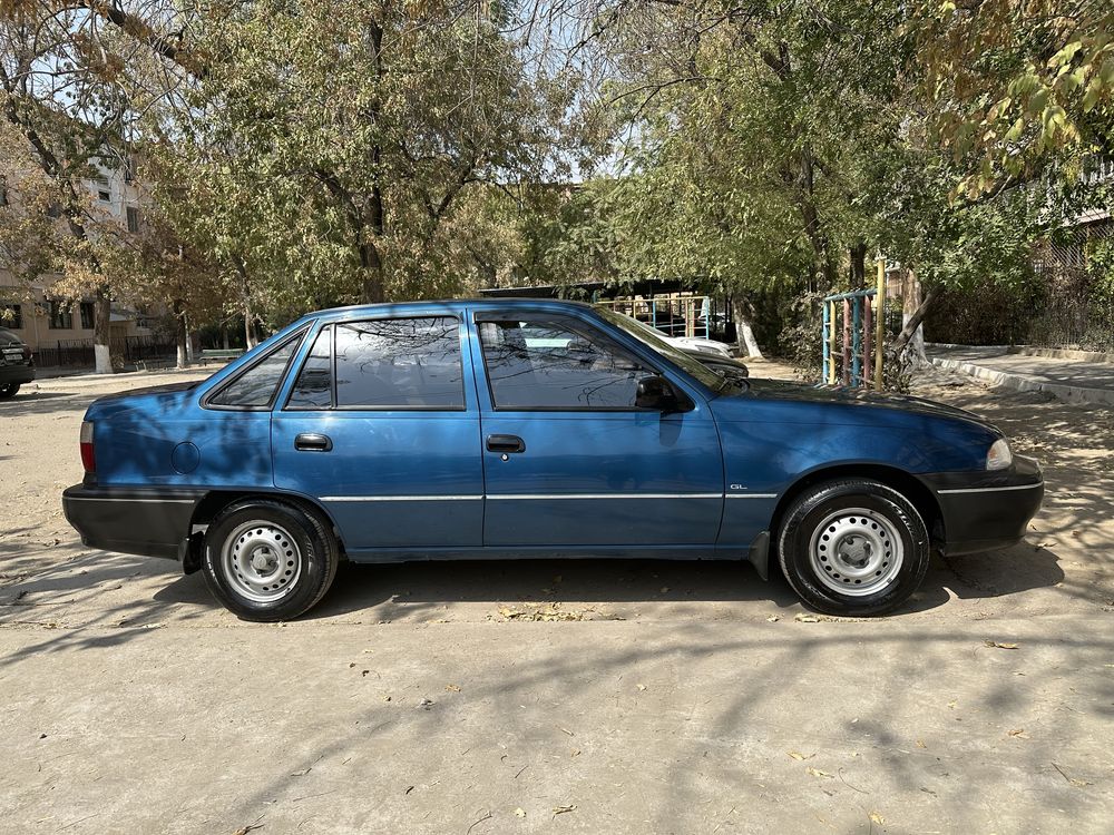 Nexia 1 idealniy sostoyaniya sotiladi