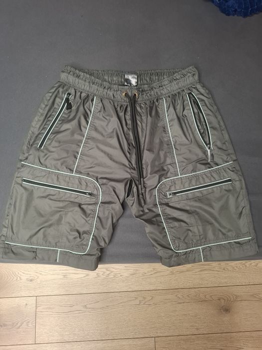 Къси панталони на Луда