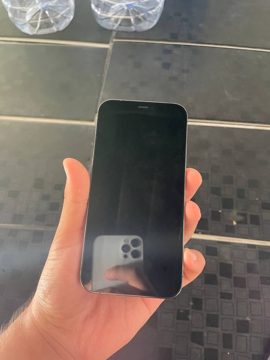 iPhone 12 pro 320$ kelishamiz