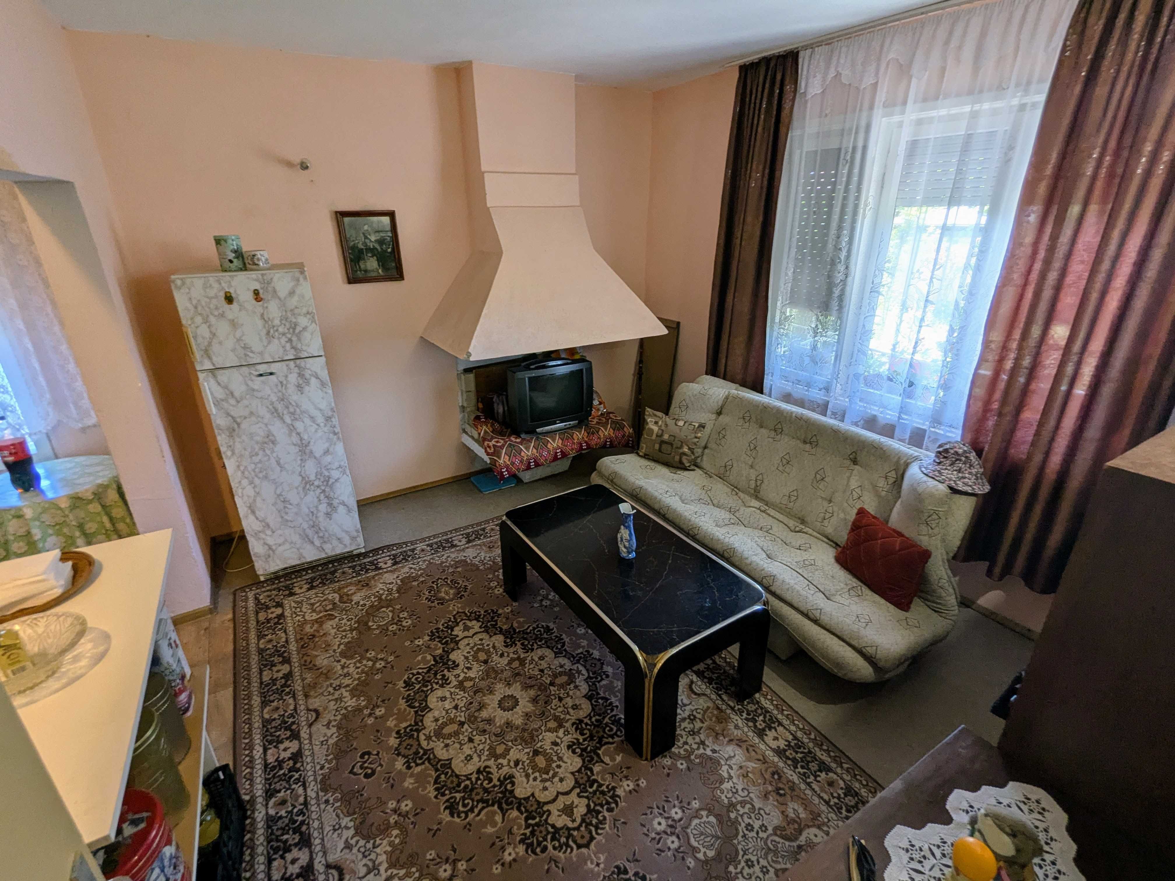 Двуетажна къща за продажба в с. Боздуганово, обл. Стара Загора