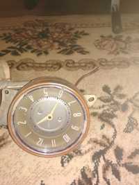 Продам спидометр и часы Волга Газ21 Volga 21