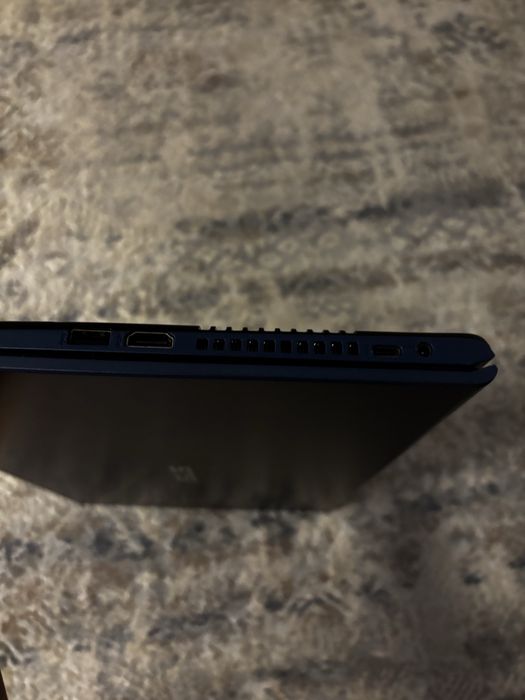 Laptop Asus VivoBook