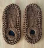Papuci de casă noi, mărimi 36, 37, 38, croşetaţi manual
