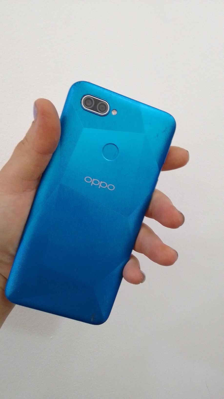 Продам смартфон oppo А12