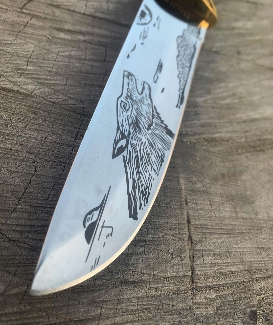 Нож Волк отличный подарок