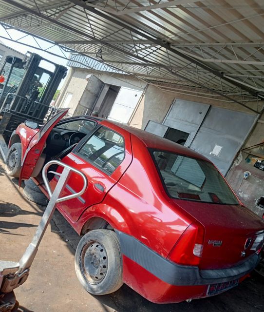 Vas lichid parbriz Dacia Logan prima generatie