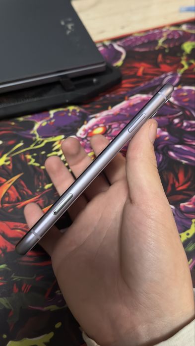 Vand Iphone 11 128Gb