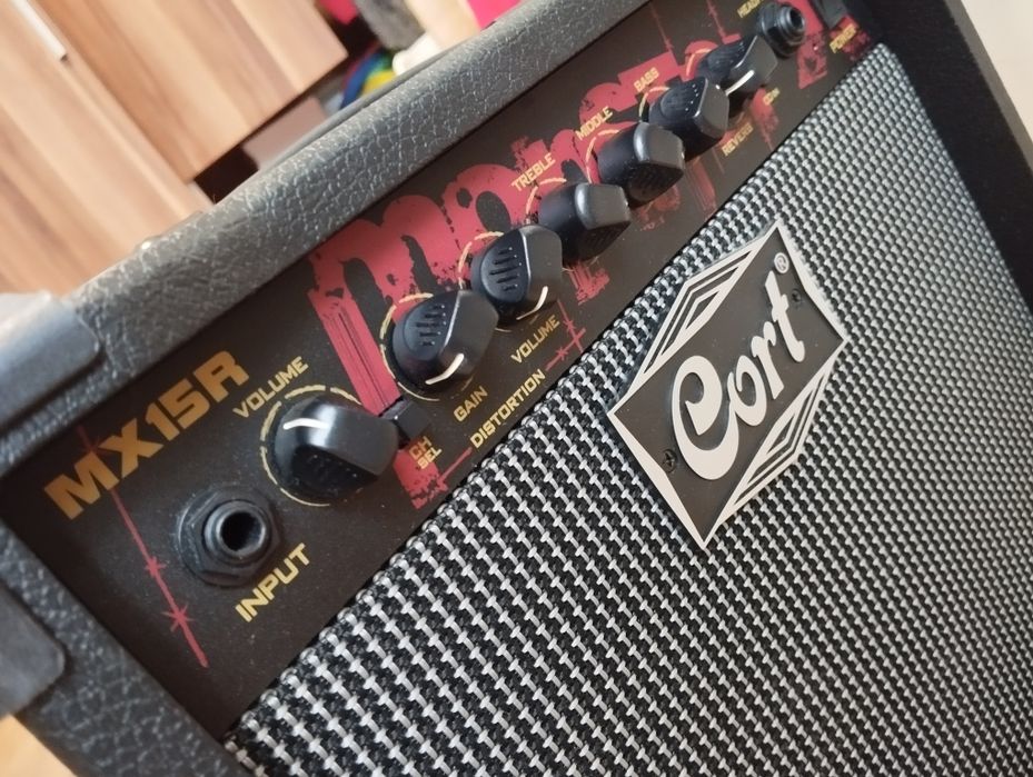Усилвател за китара Cort MX15R Guitar Combo