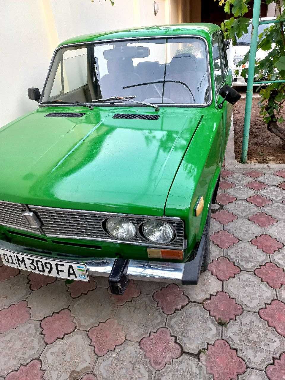 Ваз 2106 сотилади. 2 та двигатели бор. 1976 йил салондан олинган.