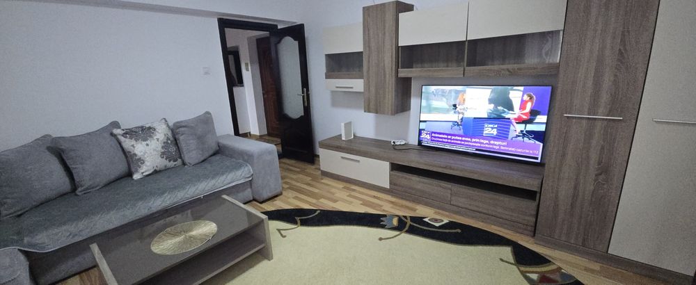 Apartament de inchiriat, apartament2 camere zona centrala,piata mare07