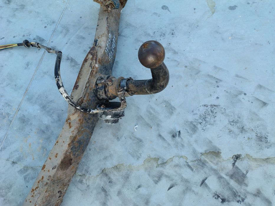 Теглич за Рено Лагуна  / Renault Laguna 1998 година