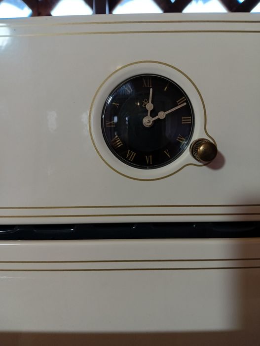 Vând cuptor incorporabil