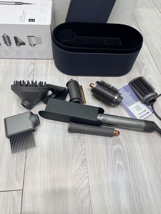 Dyson Airwrap Complete long