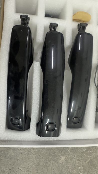 Продам ручки на тайота ленд крузер 200